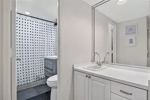 5 Terrace Cir, Great Neck, NY 11021 - Photo 9