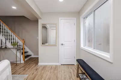 60 Cedarhurst Avenue, Selden, NY 11784 - Photo 7