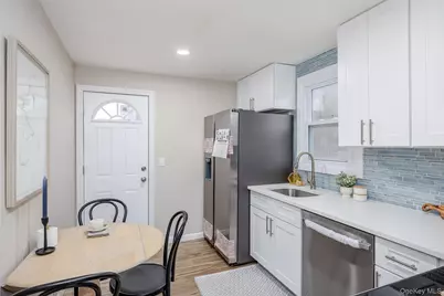 60 Cedarhurst Avenue, Selden, NY 11784 - Photo 31