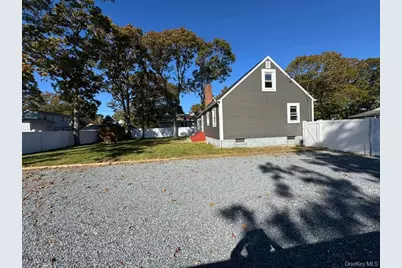 8 Paul Drive, Mastic, NY 11950 - Photo 35