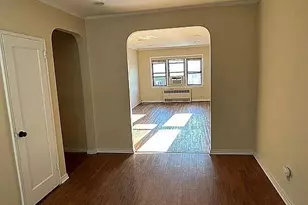 272 Cedarhurst Ave, Cedarhurst, NY 11516 - Photo 3