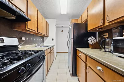 3410 De Reimer Avenue #12D, Bronx, NY 10475 - Photo 5