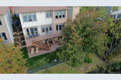 44 Holiday Pond Road, Jericho, NY 11753 - Photo 39