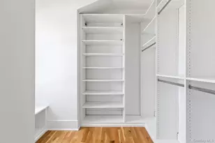 54 Three Ponds Ln, Woodbury, NY 11797 - Photo 27