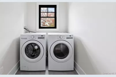 54 Three Ponds Lane, Woodbury, NY 11797 - Photo 31