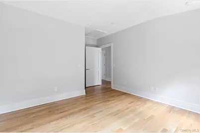 54 Three Ponds Lane, Woodbury, NY 11797 - Photo 37