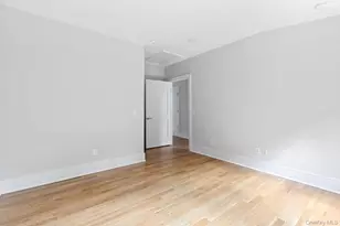 54 Three Ponds Ln, Woodbury, NY 11797 - Photo 37