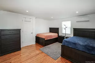 132 Bethel Rd, Albertson, NY 11507 - Photo 19