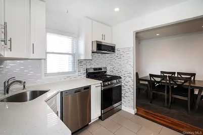 132 Bethel Road, Albertson, NY 11507 - Photo 7