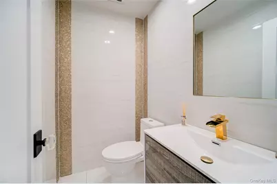 4 Ayr Court, Airmont, NY 10901 - Photo 7