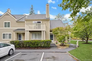 2102 Martingale Dr, Carmel, NY 10512 - Photo 3