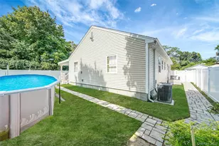 12 Edwin St, Bay Shore, NY 11706 - Photo 9