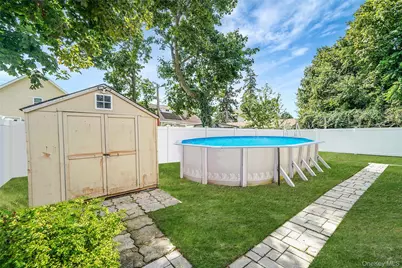 12 Edwin Street, Bay Shore, NY 11706 - Photo 7