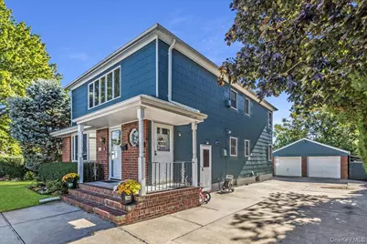 12 Roxy Place, Lynbrook, NY 11563 - Photo 3