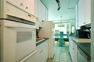 61-20 Grand Central Pkwy, Forest Hills, NY 11375 - Photo 17