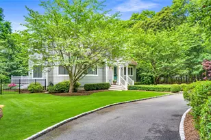 9 N Quarter Rd, Westhampton, NY 11977 - Photo 25