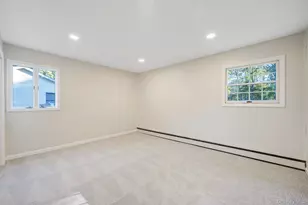 12 Beacon St, Shirley, NY 11967 - Photo 15