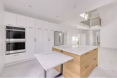 14 Silverwood Circle, Suffern, NY 10901 - Photo 7