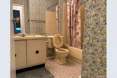 11 Westmoylan Lane, Coram, NY 11727 - Photo 9