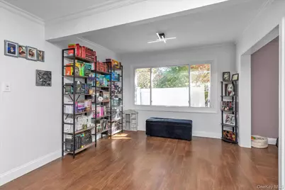 528 Carpenter Avenue, Oceanside, NY 11572 - Photo 7