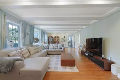 24 Mineola Avenue, Roslyn, NY 11576 - Photo 11