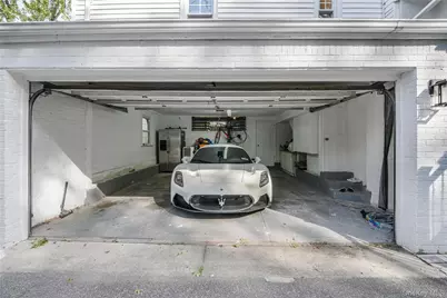 24 Mineola Avenue, Roslyn, NY 11576 - Photo 35