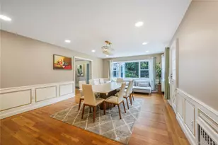 24 Mineola Ave, Roslyn, NY 11576 - Photo 3