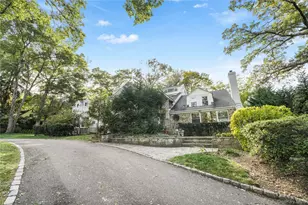 24 Mineola Ave, Roslyn, NY 11576 - Photo 39