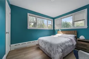 24 Mineola Ave, Roslyn, NY 11576 - Photo 23