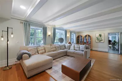 24 Mineola Avenue, Roslyn, NY 11576 - Photo 13
