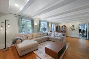 24 Mineola Ave, Roslyn, NY 11576 - Photo 13