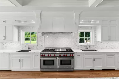 5 Michaels Way, Westhampton Beach, NY 11978 - Photo 9