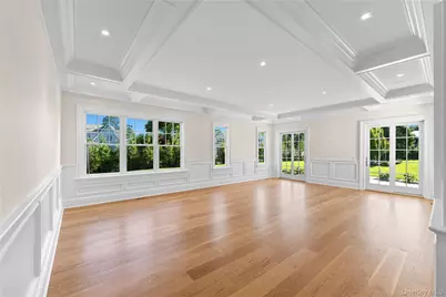 5 Michaels Way, Westhampton Beach, NY 11978 - Photo 13