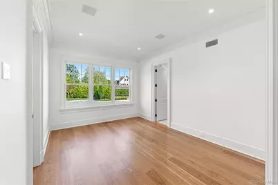 5 Michaels Way, Westhampton Beach, NY 11978 - Photo 17