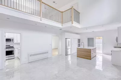 16 Silverwood Circle, Suffern, NY 10901 - Photo 5