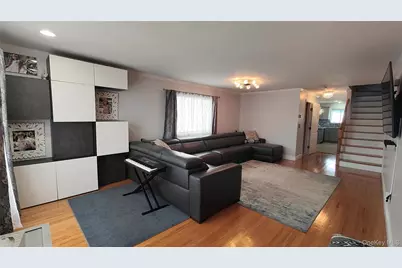 116 Churchill Avenue, New York, NY 10309 - Photo 5