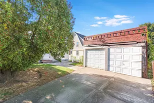 208-17 100th Ave, Queens Village, NY 11429 - Photo 13