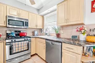 4 Danbury Ct, Suffern, NY 10901 - Photo 3