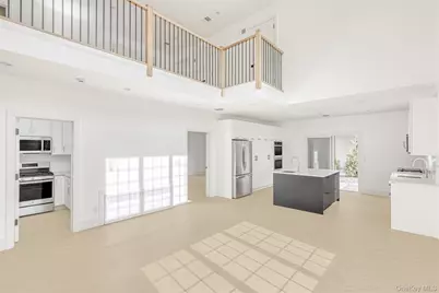 28 Silverwood Circle, Suffern, NY 10901 - Photo 5