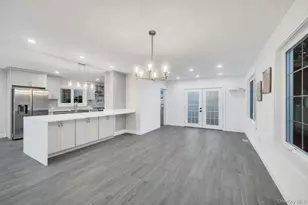 99 N Corona Ave, Valley Stream, NY 11580 - Photo 11