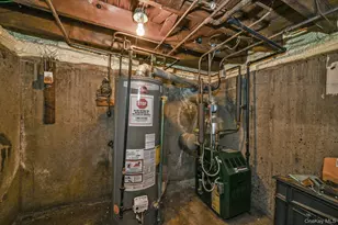 16 E Chestnut St, Central Islip, NY 11722 - Photo 15