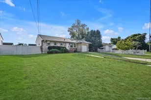 16 E Chestnut St, Central Islip, NY 11722 - Photo 19