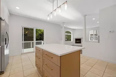 35 Columbia Place, Mount Vernon, NY 10552 - Photo 9