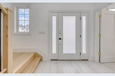 38 Silverwood Circle, Suffern, NY 10901 - Photo 3