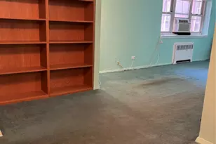 66-10 149th St, Flushing, NY 11367 - Photo 3