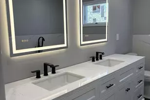 25 Furrow Ln, Levittown, NY 11756 - Photo 17