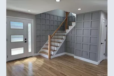 25 Furrow Lane, Levittown, NY 11756 - Photo 7