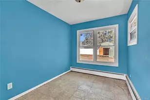34 Croydon Rd, Amityville, NY 11701 - Photo 5