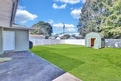 34 Croydon Road, Amityville, NY 11701 - Photo 13