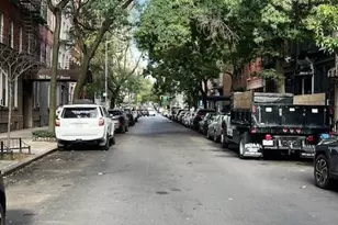 330 E 83 St, New York, NY 10028 - Photo 3